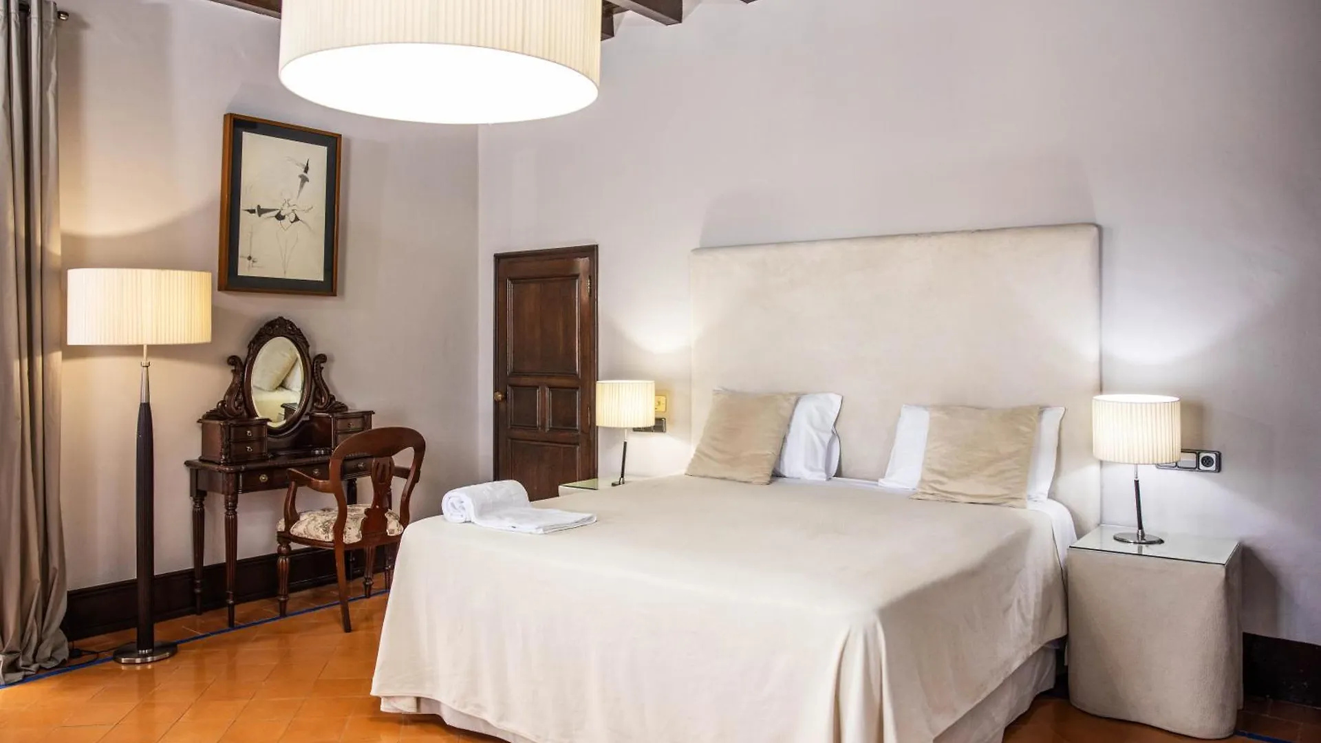Rvhotels Palau Lo Mirador Torroella de Montgrí 4*,  España