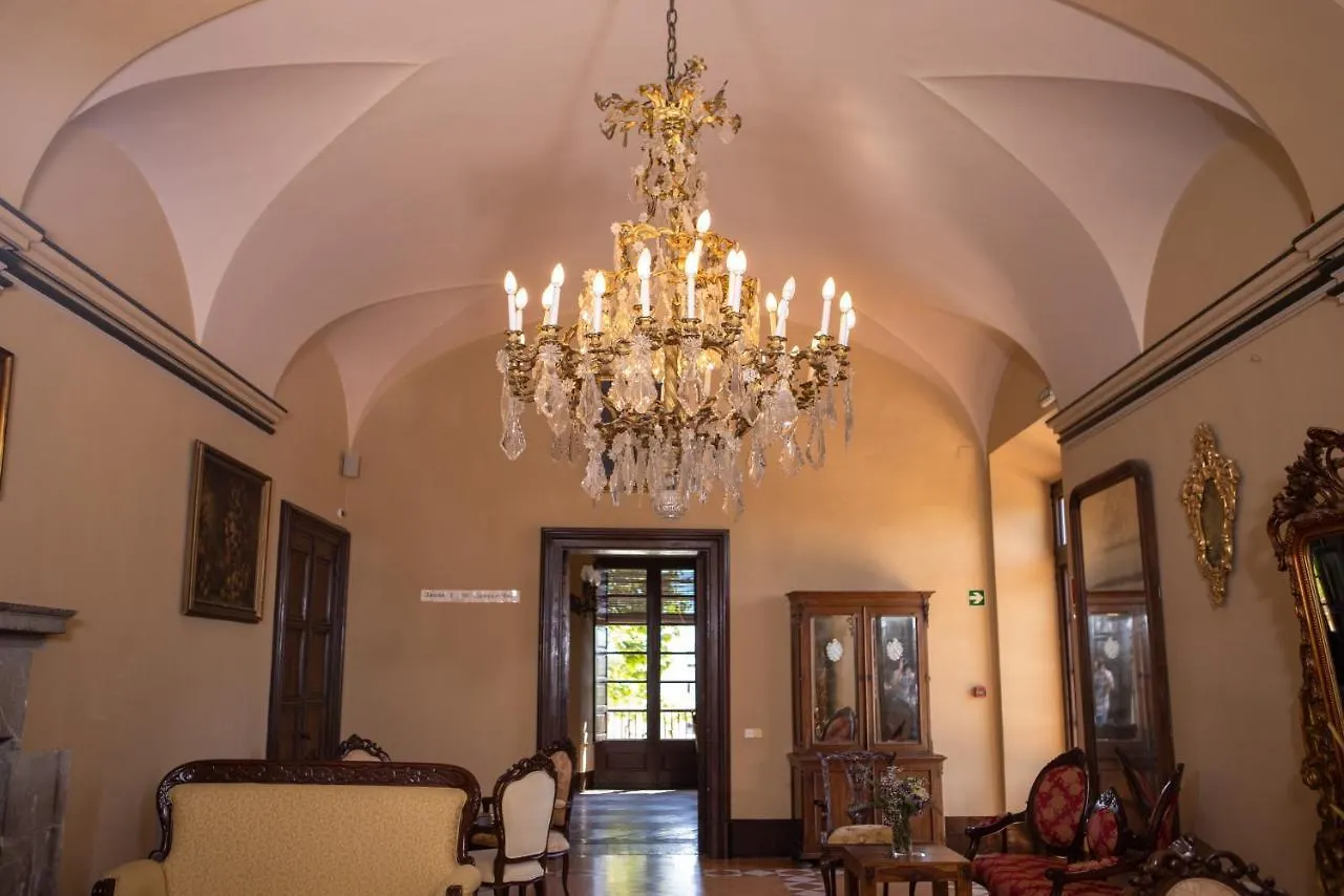 Hotel Rvhotels Palau Lo Mirador Torroella De Montgri