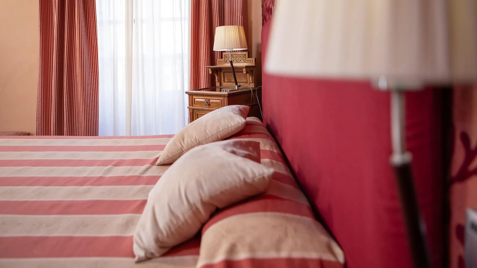 Hotel Rvhotels Palau Lo Mirador Torroella De Montgri