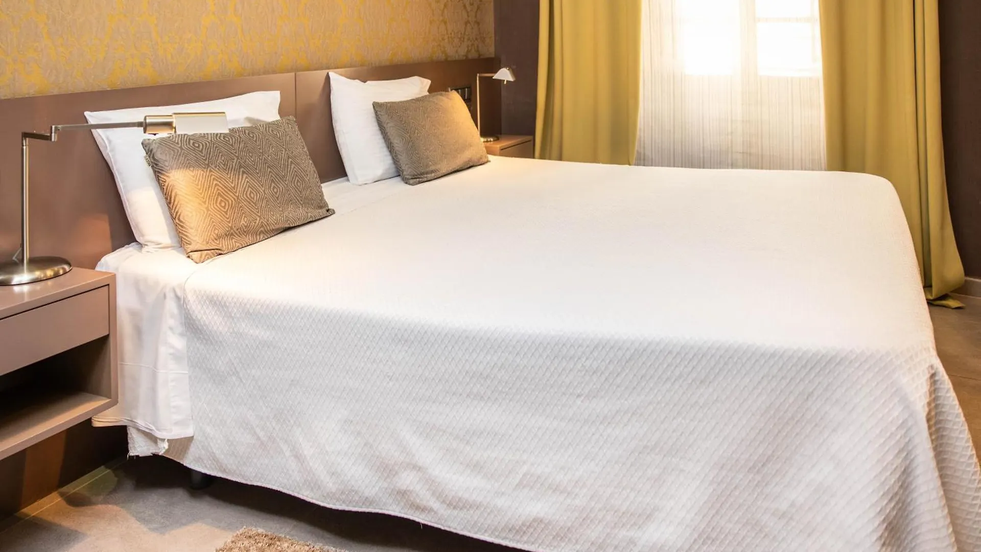 Rvhotels Palau Lo Mirador Torroella De Montgri 4*,
